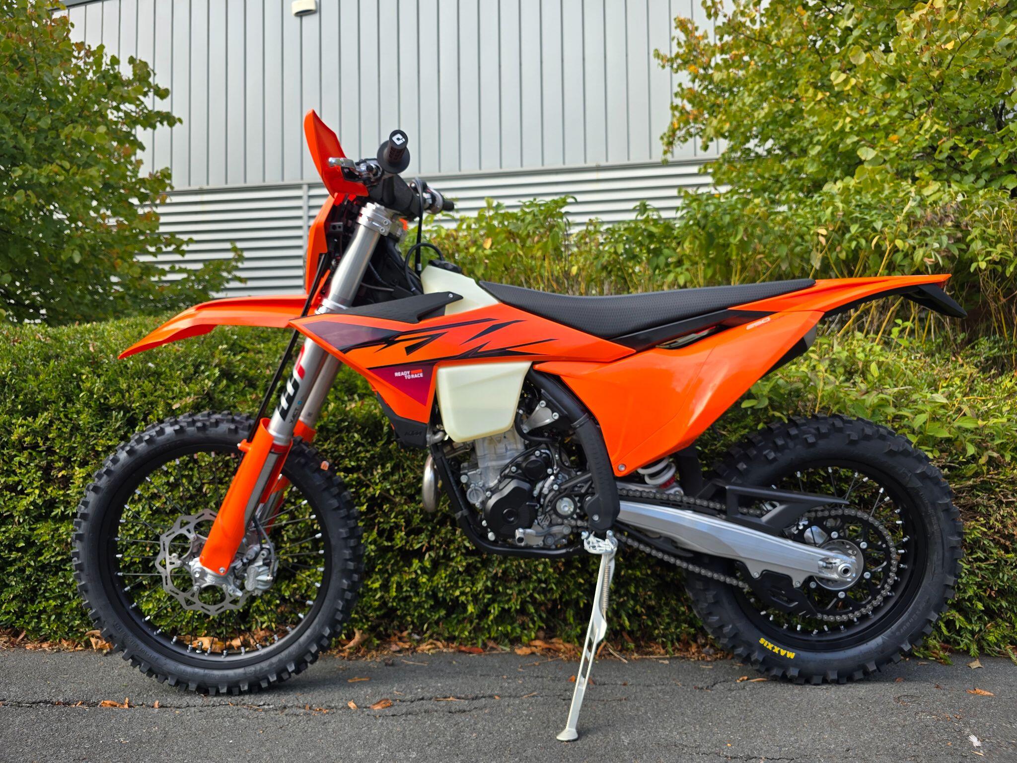 2025 KTM 250